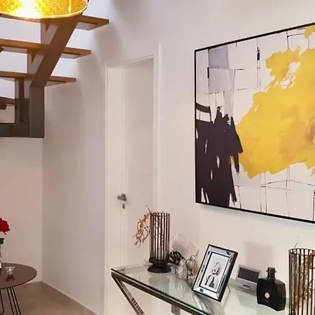 וילה Stunning Near The Beach אסטפונה