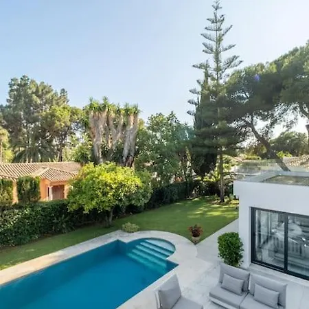 Stunning Near The Beach * אסטפונה