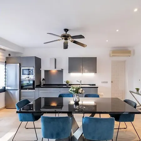 וילה Stunning Near The Beach אסטפונה