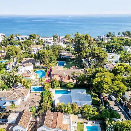 Stunning Near The Beach Villa Estepona