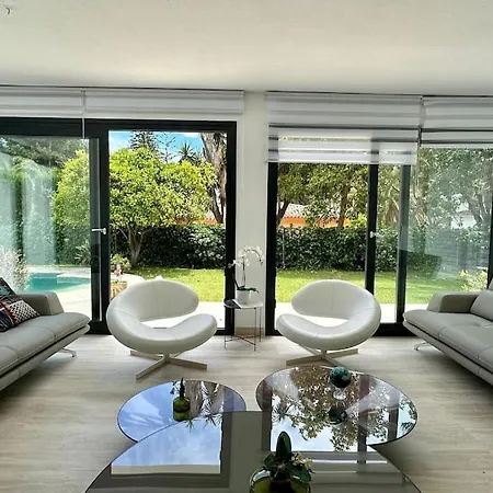 Stunning Near The Beach Villa *